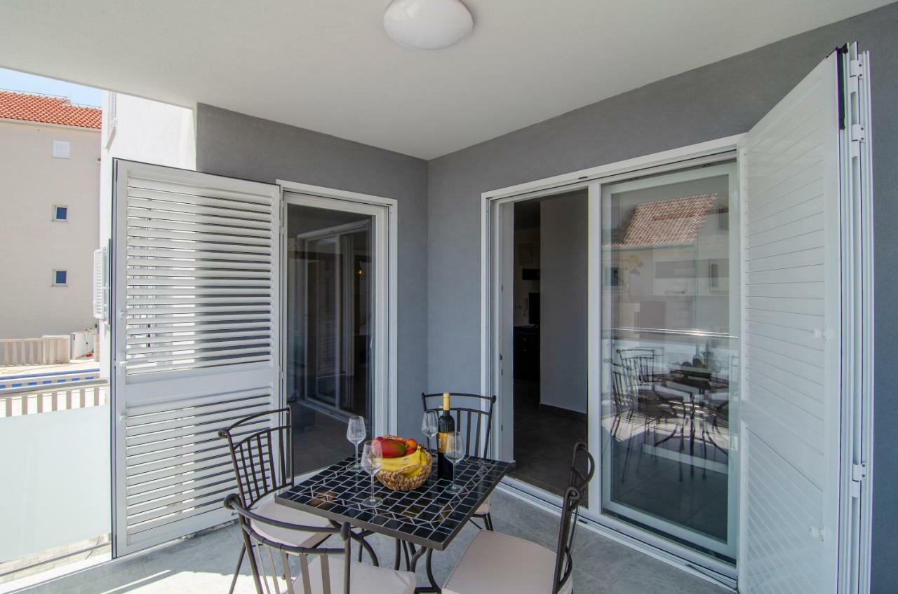 Apartments Sara 4 Μπολ Εξωτερικό φωτογραφία