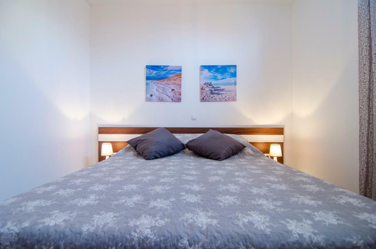 Apartments Sara 4 Μπολ Εξωτερικό φωτογραφία