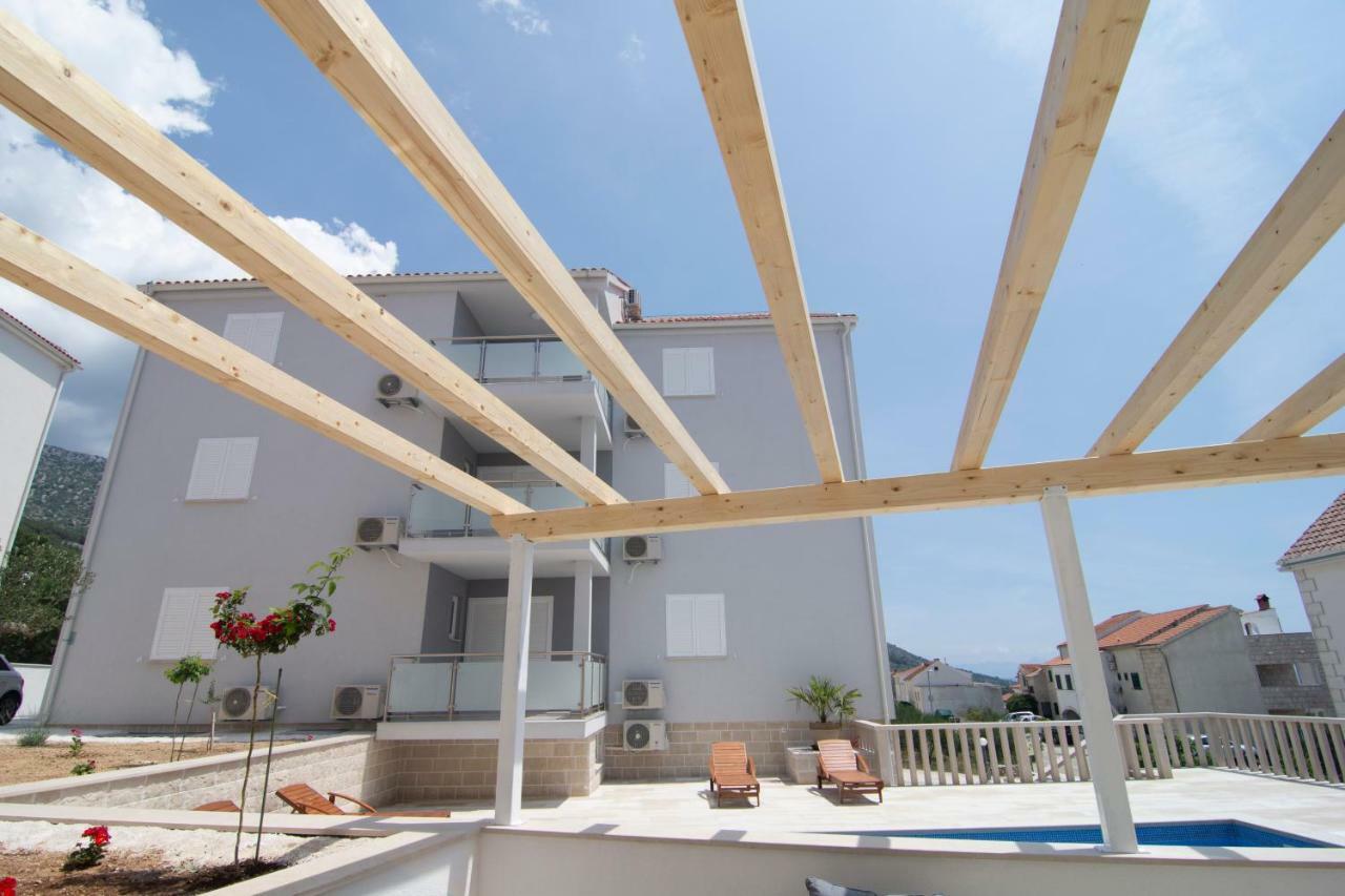 Apartments Sara 4 Μπολ Εξωτερικό φωτογραφία
